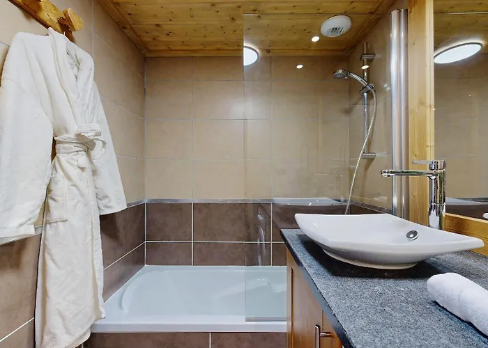 Foot Of Slopes, South Terrasse, 6 Pers La Plagne